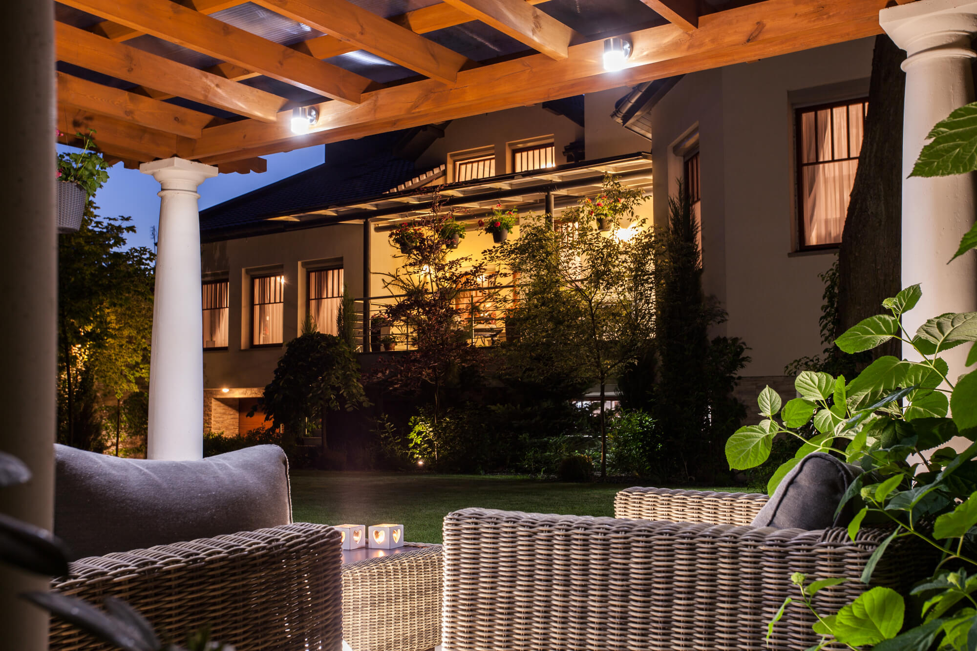 Best Solar Deck Lights for 2023 Stylish Lights for Safe and Inviting