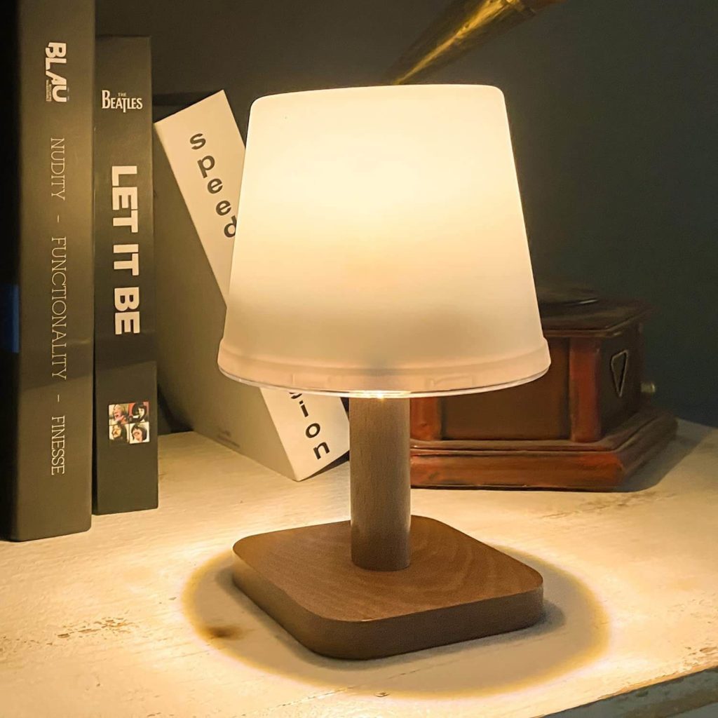 Best Solar Table Lamps for 2024 Stylish and Portable Lamps for