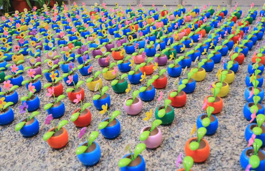 Best Solar Dancing Toys for 2024 Delightful Solar Toys for Cheerful